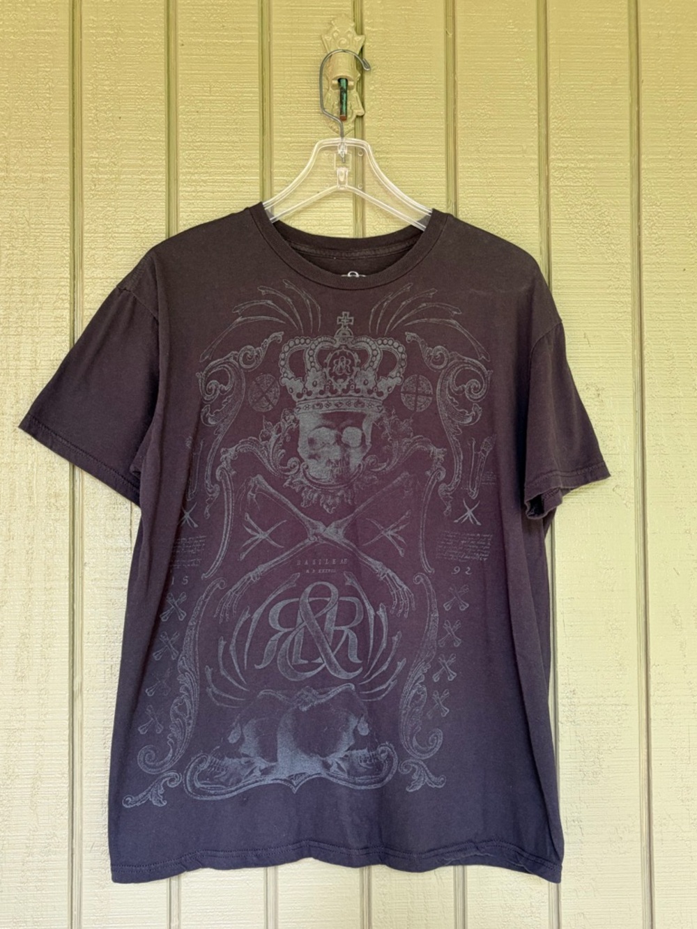 Rock & Republic Men's XL Graphic T-Shirt Y2K Cyber Grunge Mall Goth Skull Crown